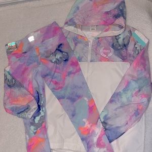 Victoria’s Secret PINK htf watercolor anorak and matching leggings! 🤗